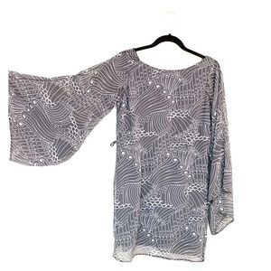 Gorgeous patterned mini dress.